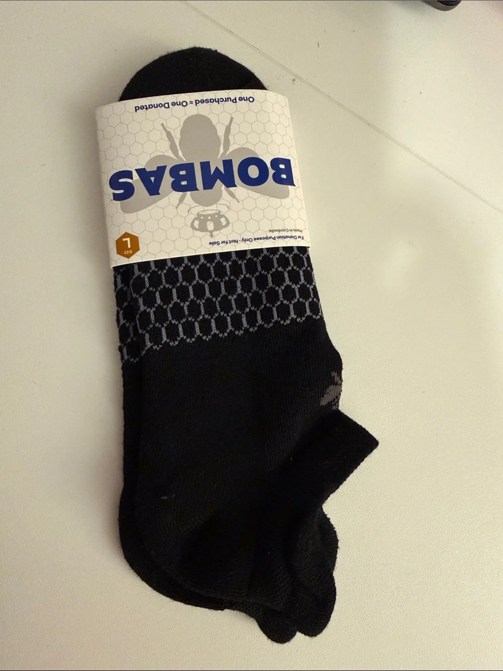 Bombas Men's Black Low-Cut Athletic Socks with Gray Honeycomb Detail